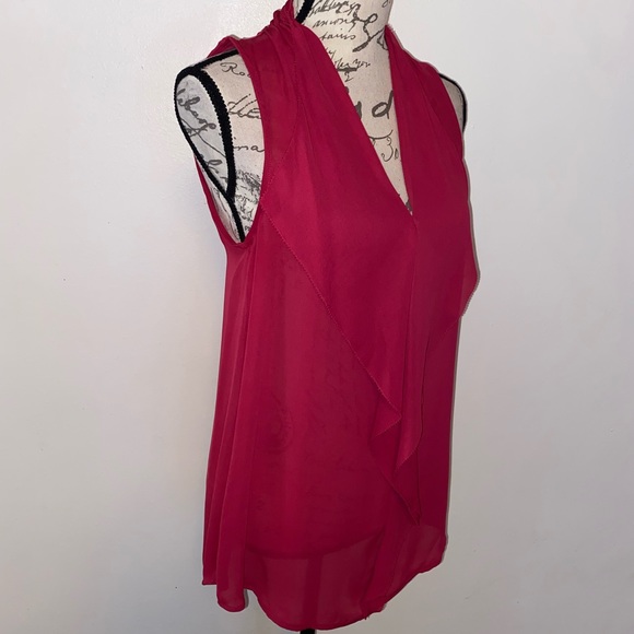 🌺MICHAEL Michael Kors Jagged Edge Ruffle Top🌺 - Picture 9 of 12